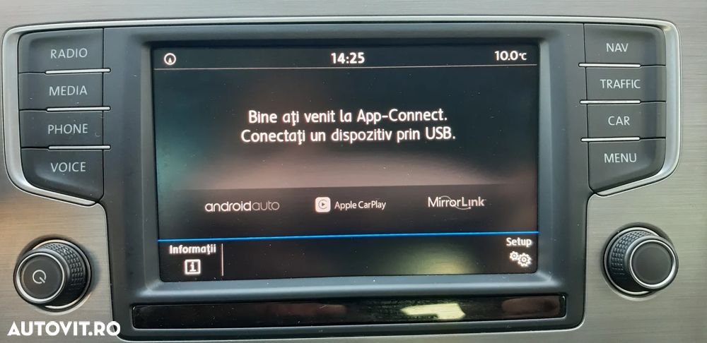 Volkswagen Golf 1.6 TDI 4Motion - 23