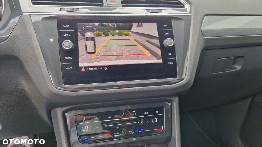 Volkswagen Tiguan - 8