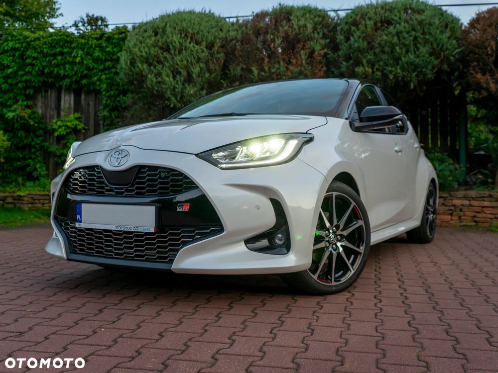 Toyota Yaris Hybrid 1.5 GR Sport - 2