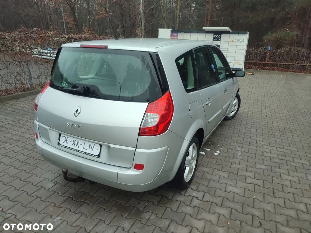 Renault Grand Scenic Gr 2.0 Confort Authentique - 27