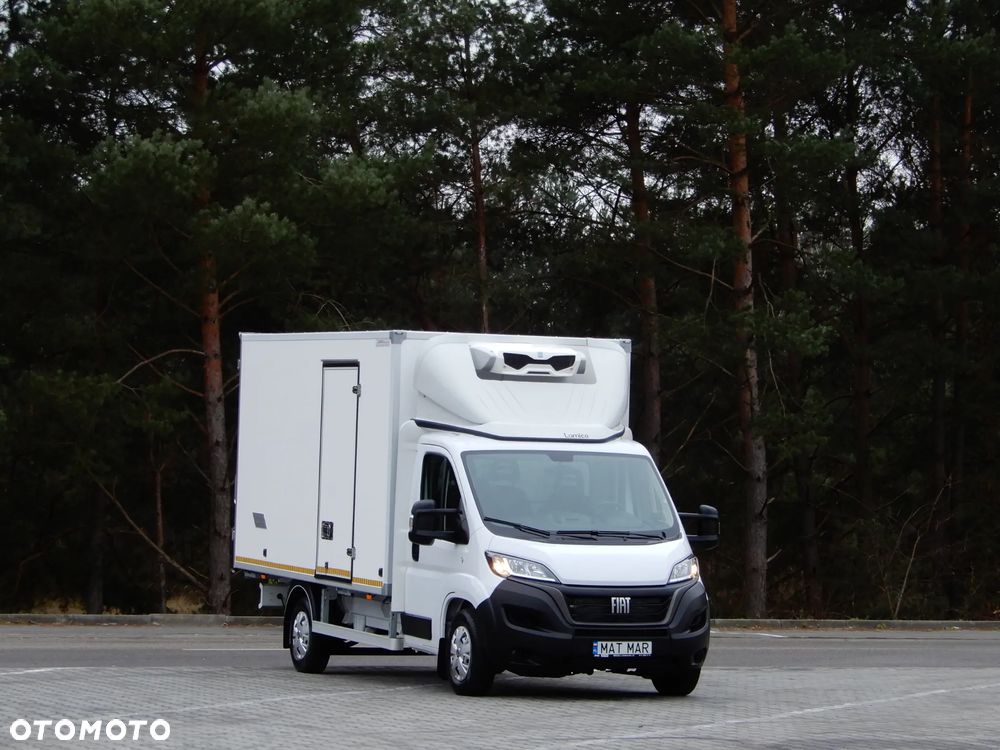 Fiat Ducato Serii 8 MAXI Wzmacniany 2.2 MultiJet3 H3-POWER 160 KM Chłodnia 4226 mm 8 Euro Palet Boczne Drzwi Agregat Zanotti -20*C Android Auto Carplay Stan Auta JAK NOWY POLECAM - 2