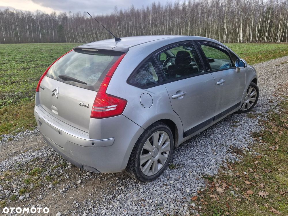 Citroën C4 2.0 16V Exclusive - 3