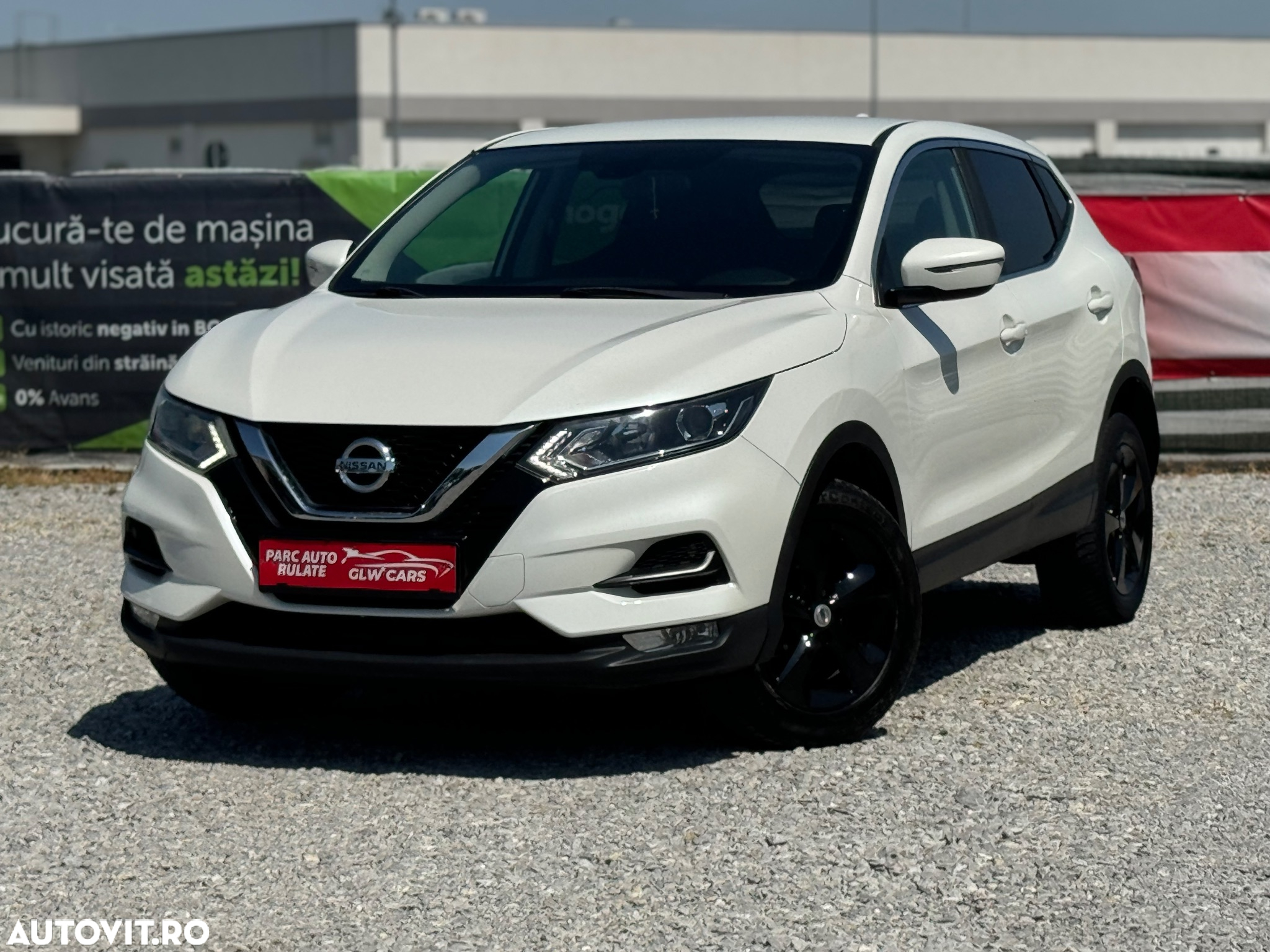 Nissan Qashqai 1.6 DCI Xtronic ACENTA - 15