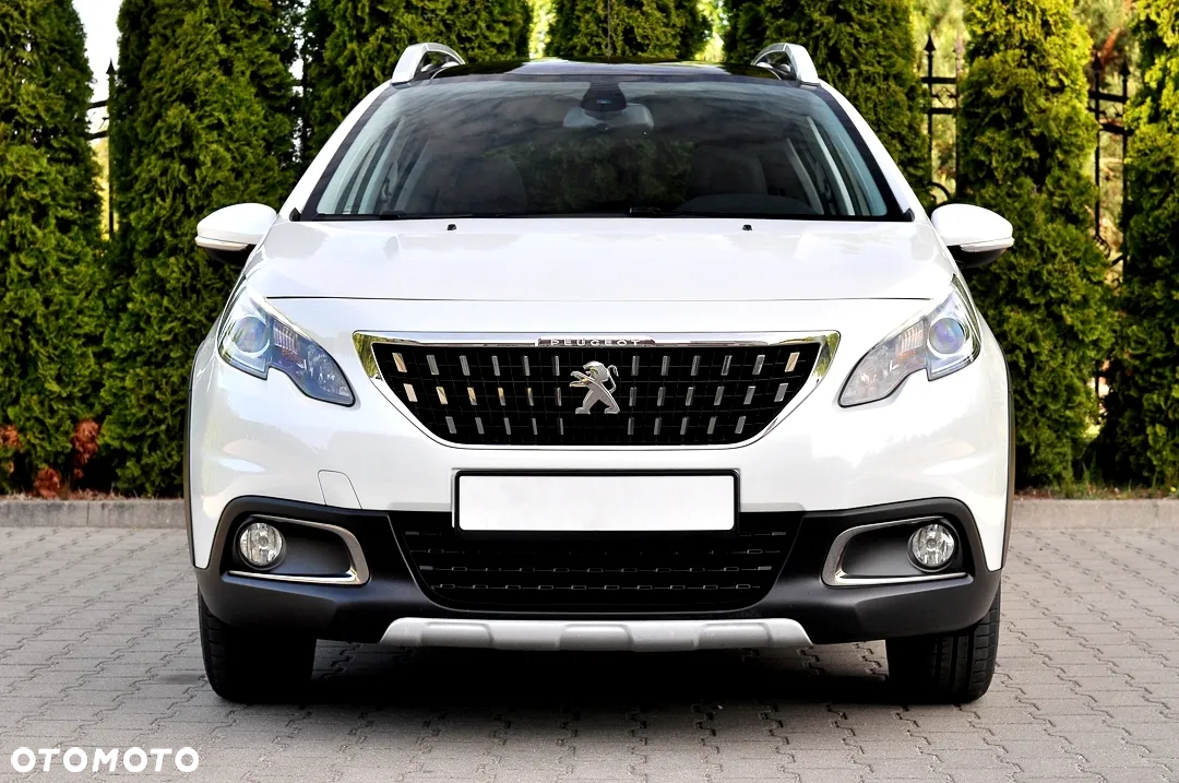 Peugeot 2008 1.2 Pure Tech GPF Allure S&S - 4