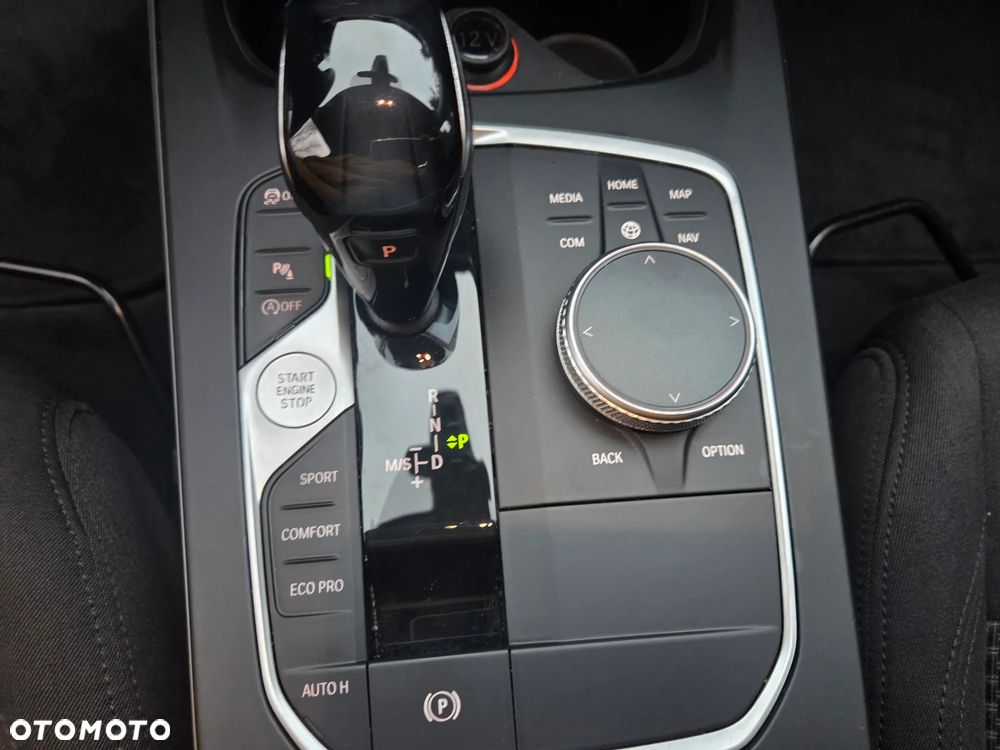 BMW Seria 1 118i Advantage - 14