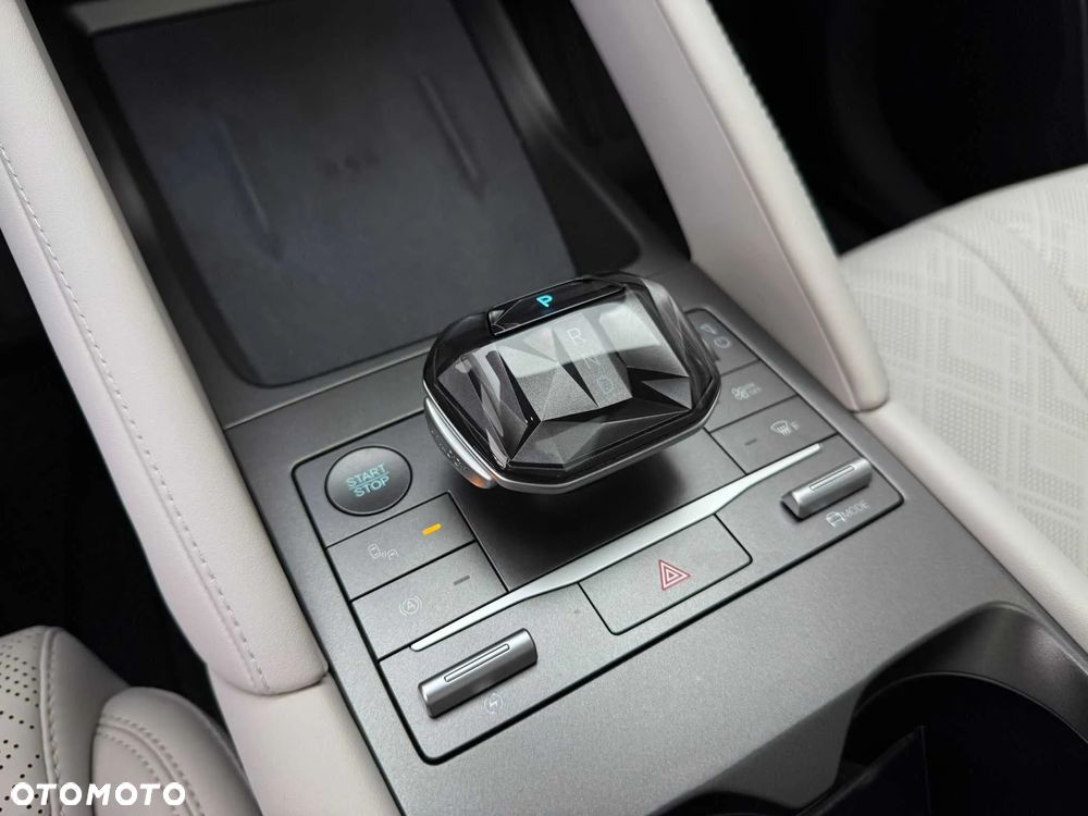 BYD Atto 2 45kWh Boost - 9