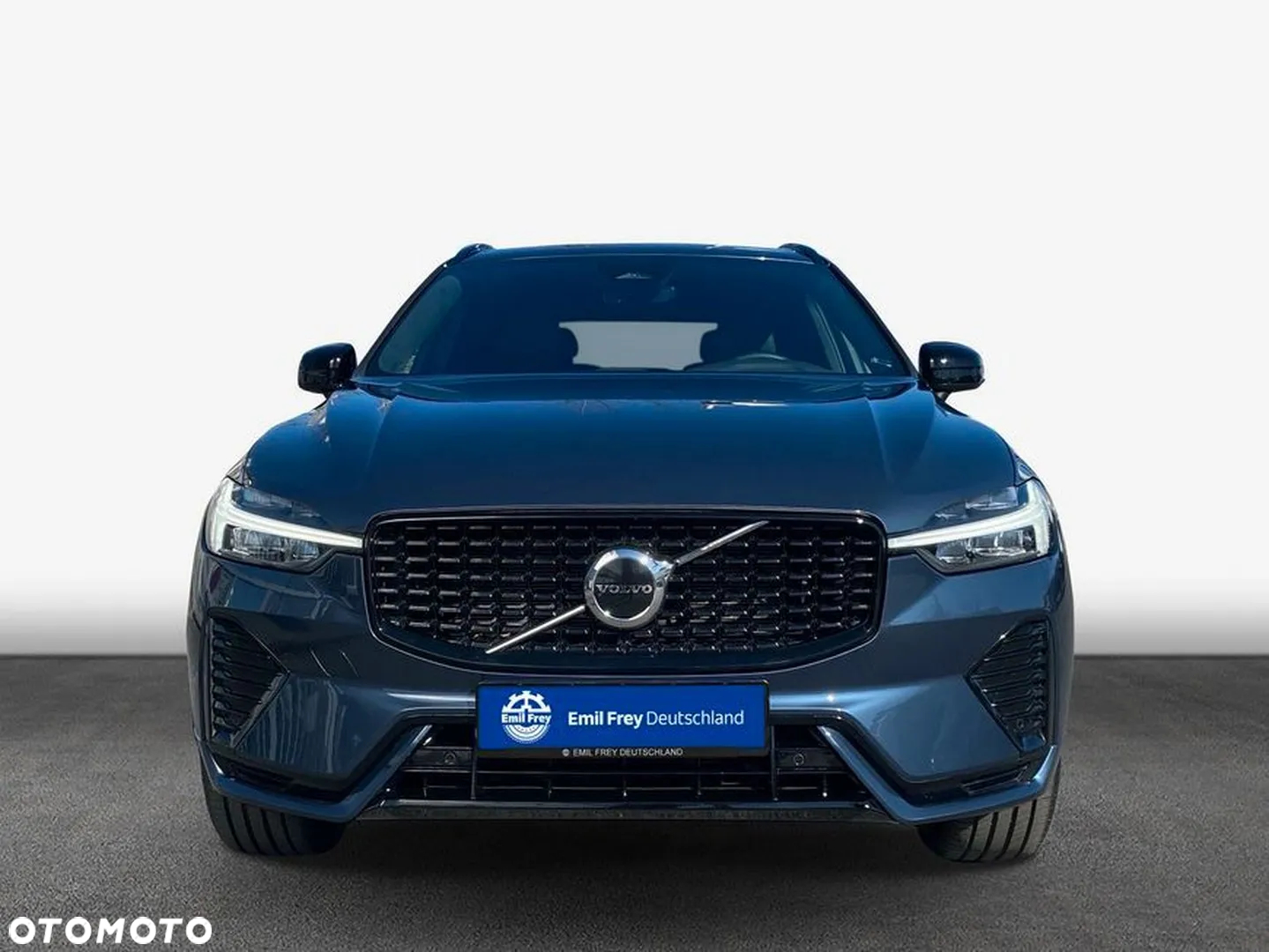 Volvo XC 60 B4 B Plus Dark - 4