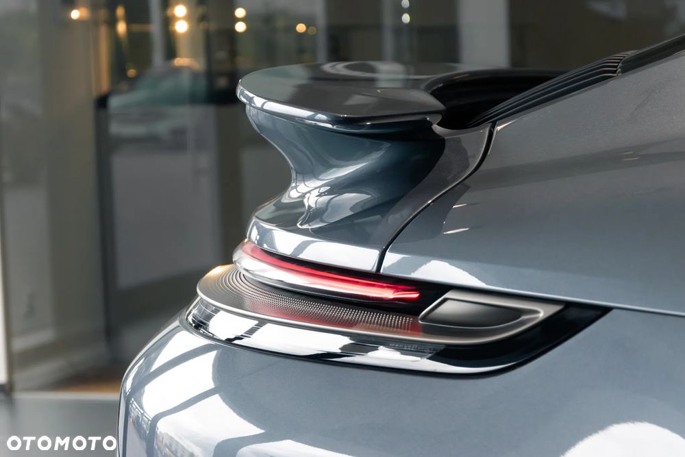 Porsche 911 Turbo S - 16