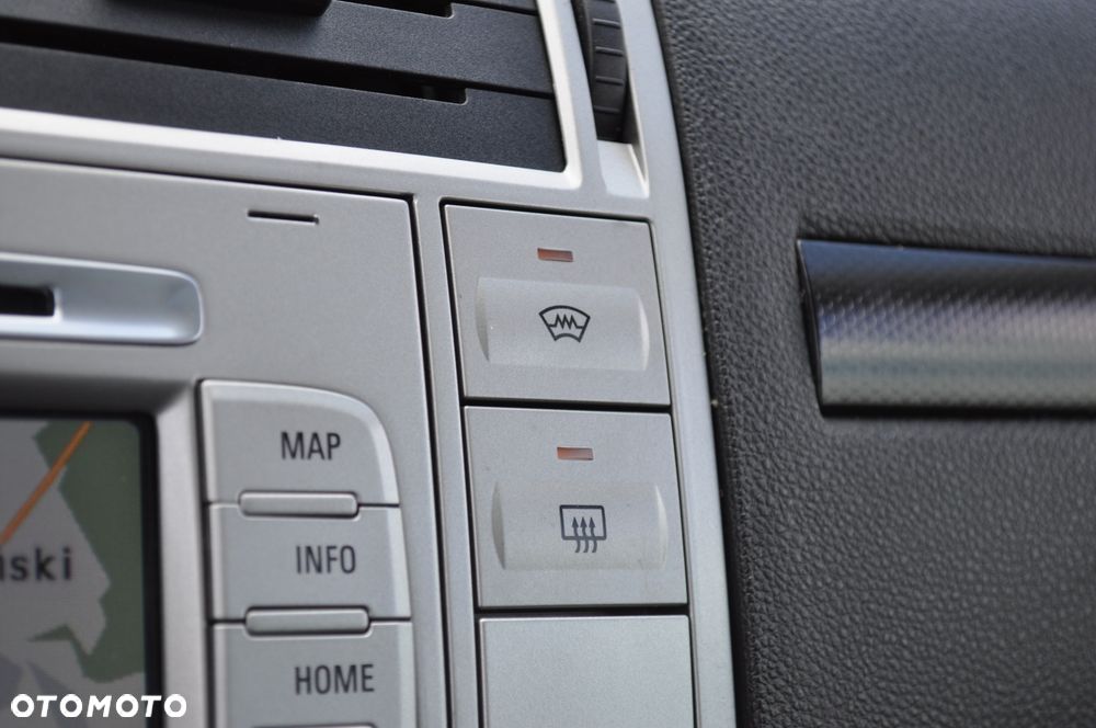 Ford Kuga 2.0 TDCi 4x4 Titanium - 21