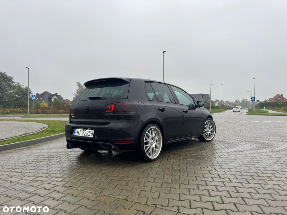Volkswagen Golf VI 2.0 TSI GTI DSG - 7