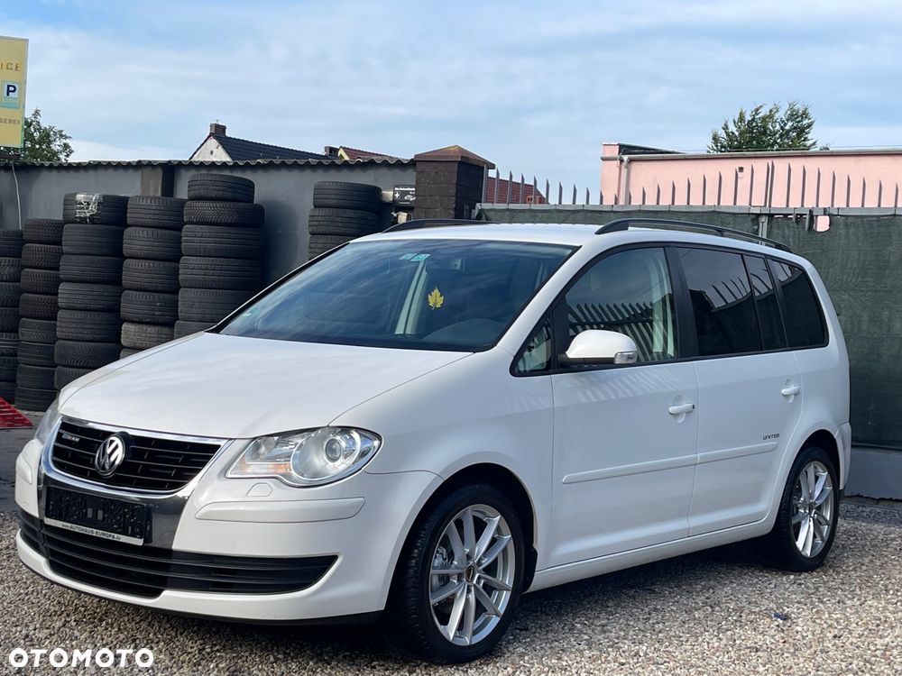 Volkswagen Touran 1.9 TDI DPF United - 4