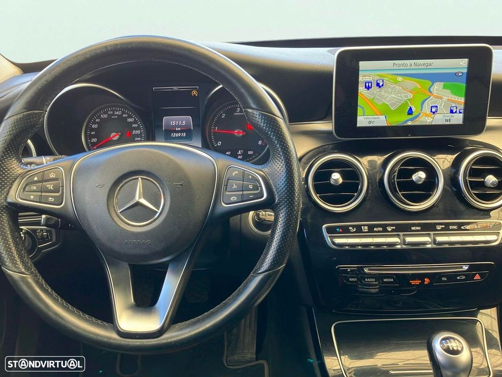 Mercedes-Benz C 200 - 11