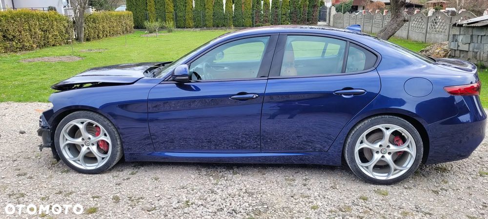 Alfa Romeo Giulia 2.0 Turbo TI Q4 - 5