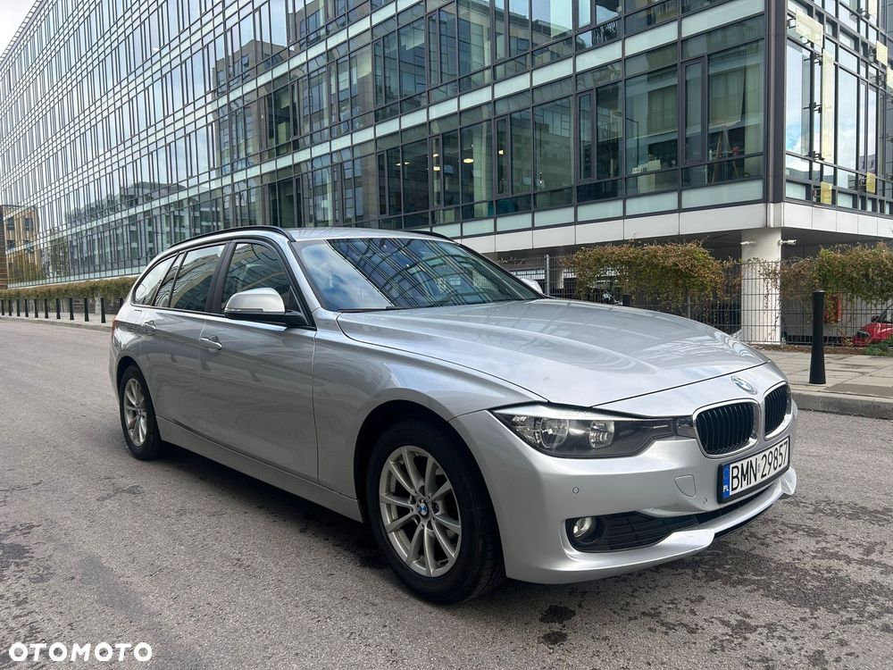 BMW Seria 3 318d Luxury Line - 1