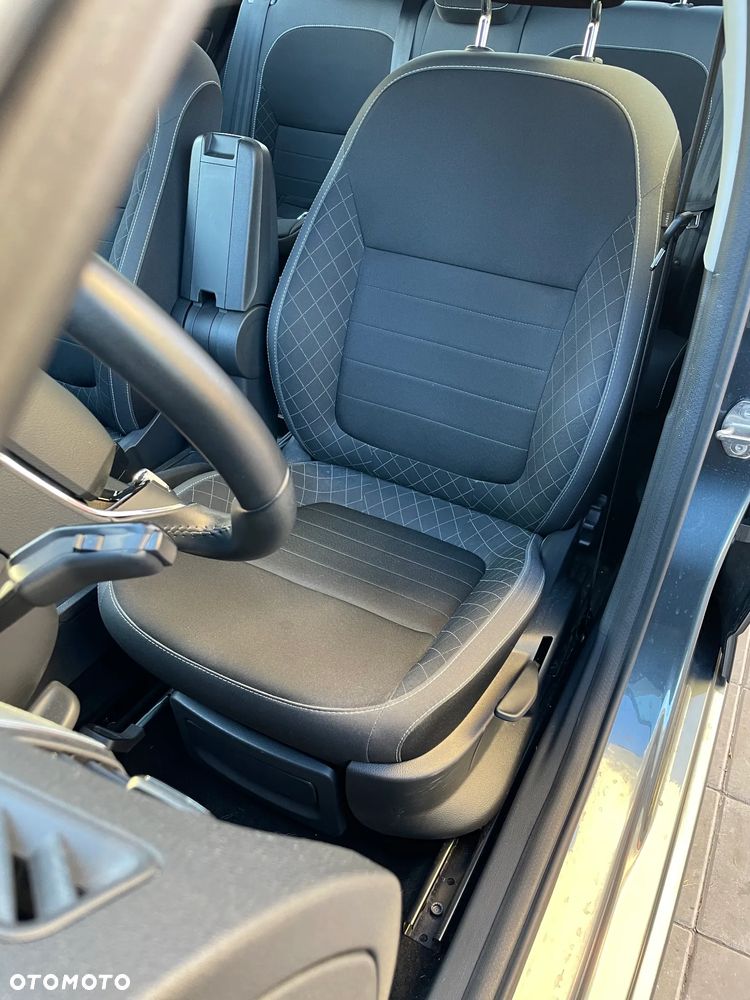Skoda Fabia 1.0 TSI Ambition - 22