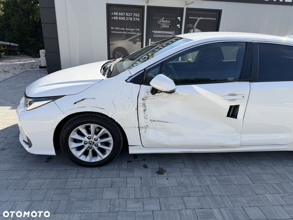 Toyota Corolla 1.8 Hybrid Comfort - 9