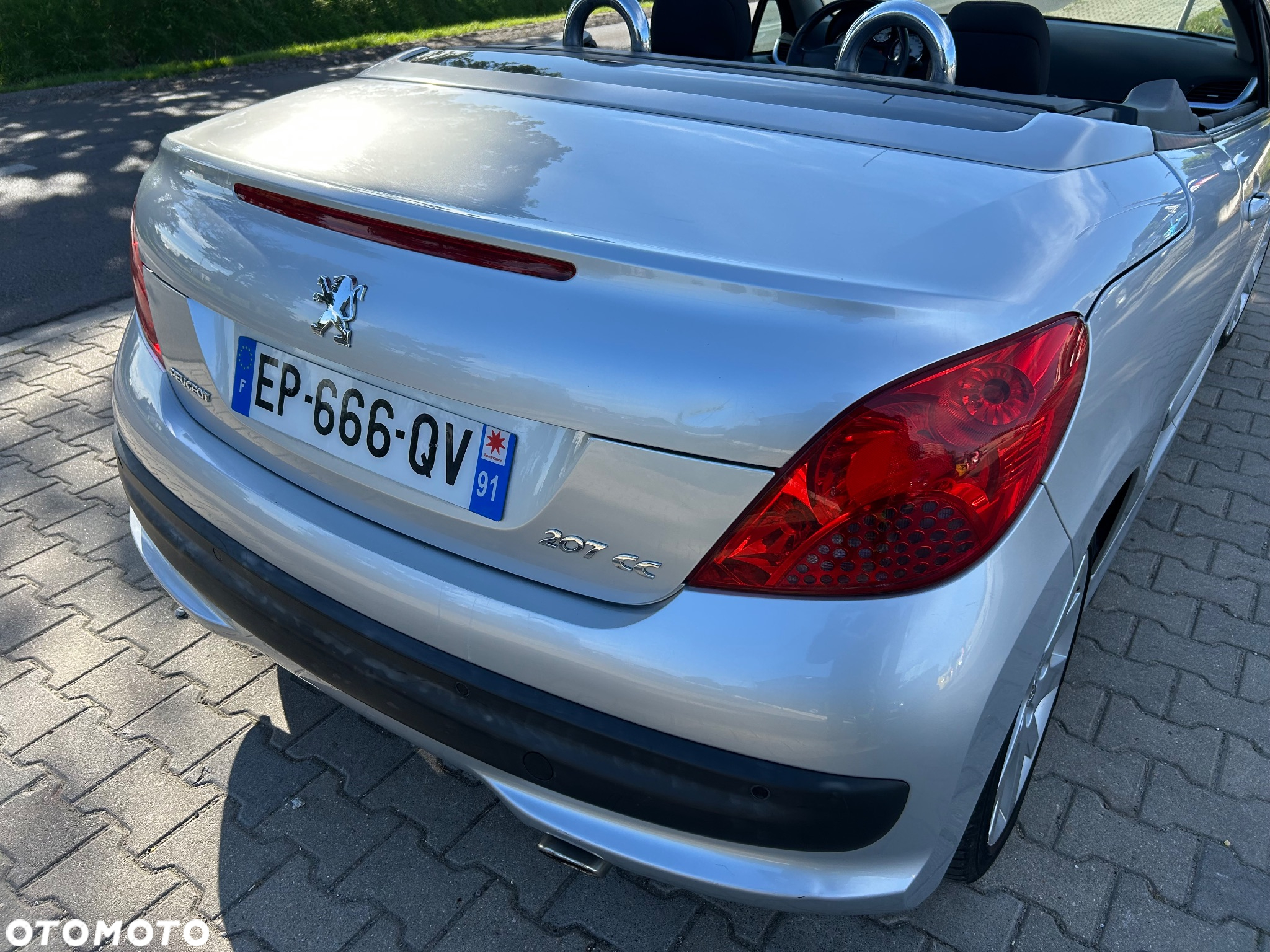 Peugeot 207 - 12