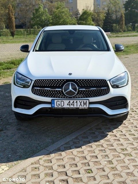 Mercedes-Benz GLC 200 4-Matic - 4