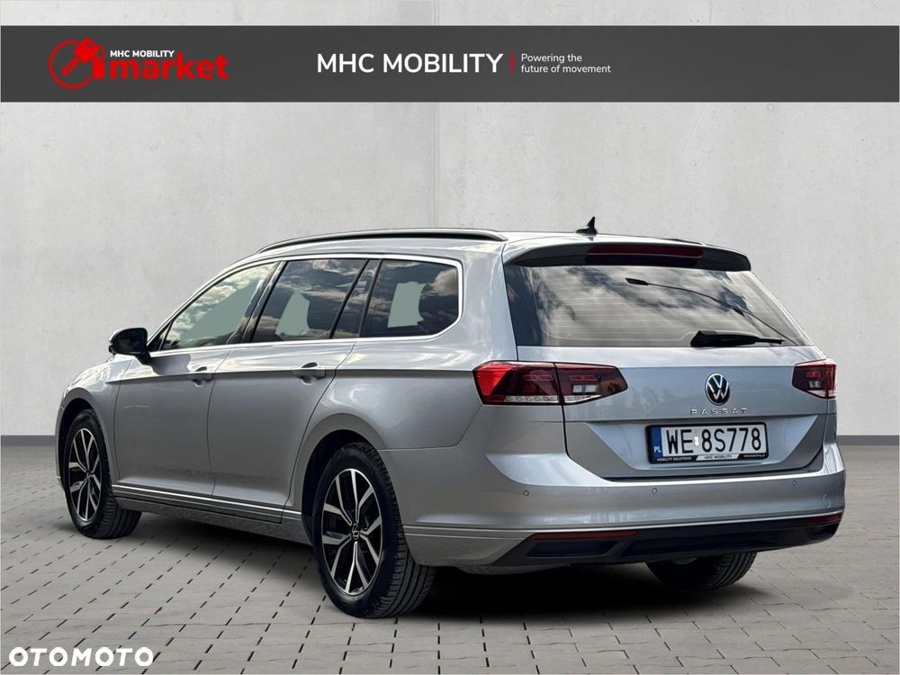 Volkswagen Passat Variant 1.5 TSI EVO Business DSG - 4