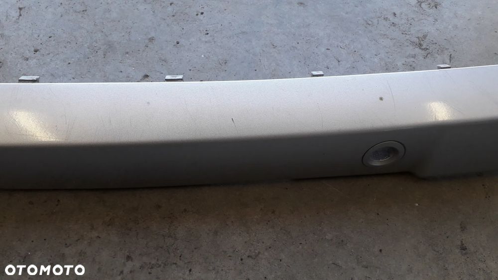 listwa zderzaka tył pod czujniki pdc Citroen c4 I lift 1.6 VTI 5FW - 3