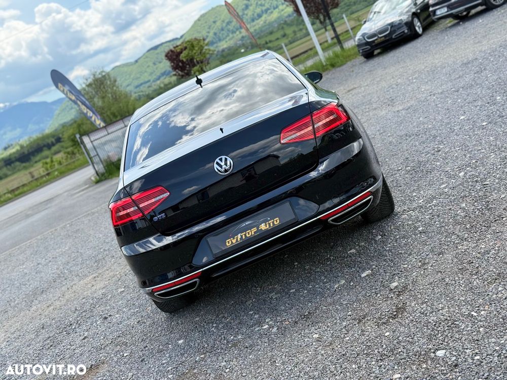 Volkswagen Passat - 34