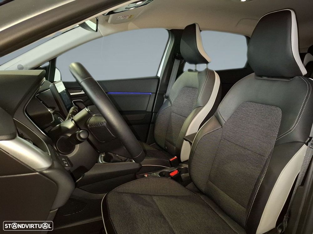 Renault Captur 1.0 TCe Techno - 11
