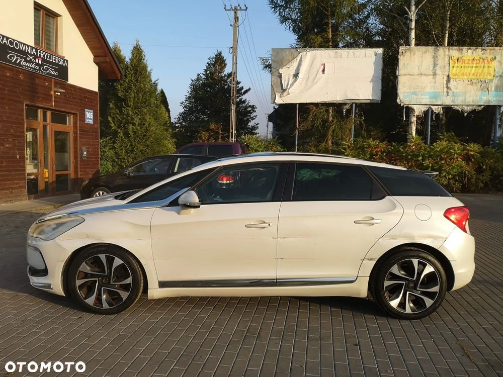 Citroën DS5 HDi 165 Business - 9