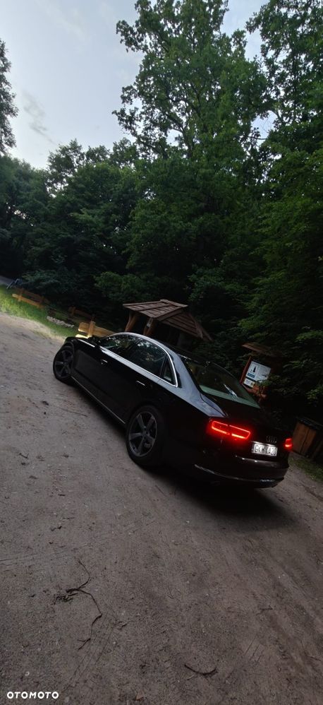 Audi A8 - 2