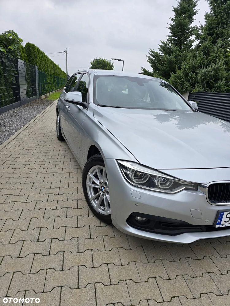 BMW Seria 3 318d - 4