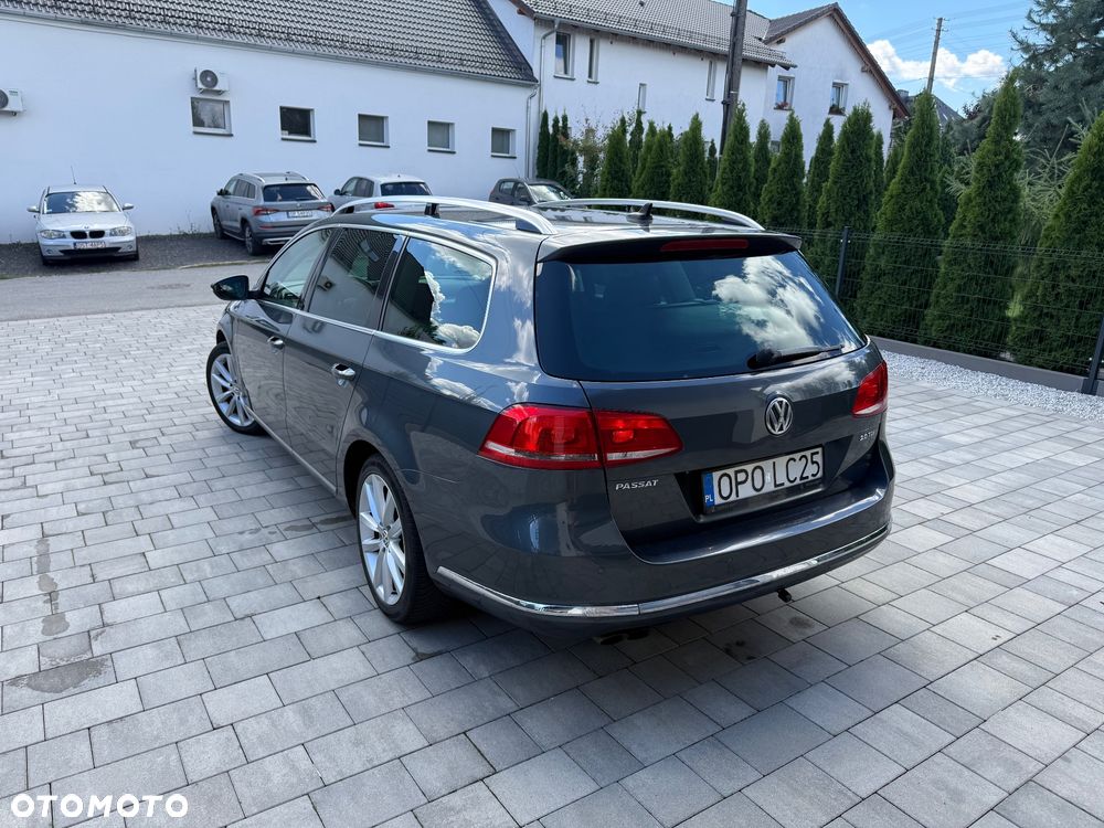 Volkswagen Passat 2.0 TDI Comfortline DSG - 4