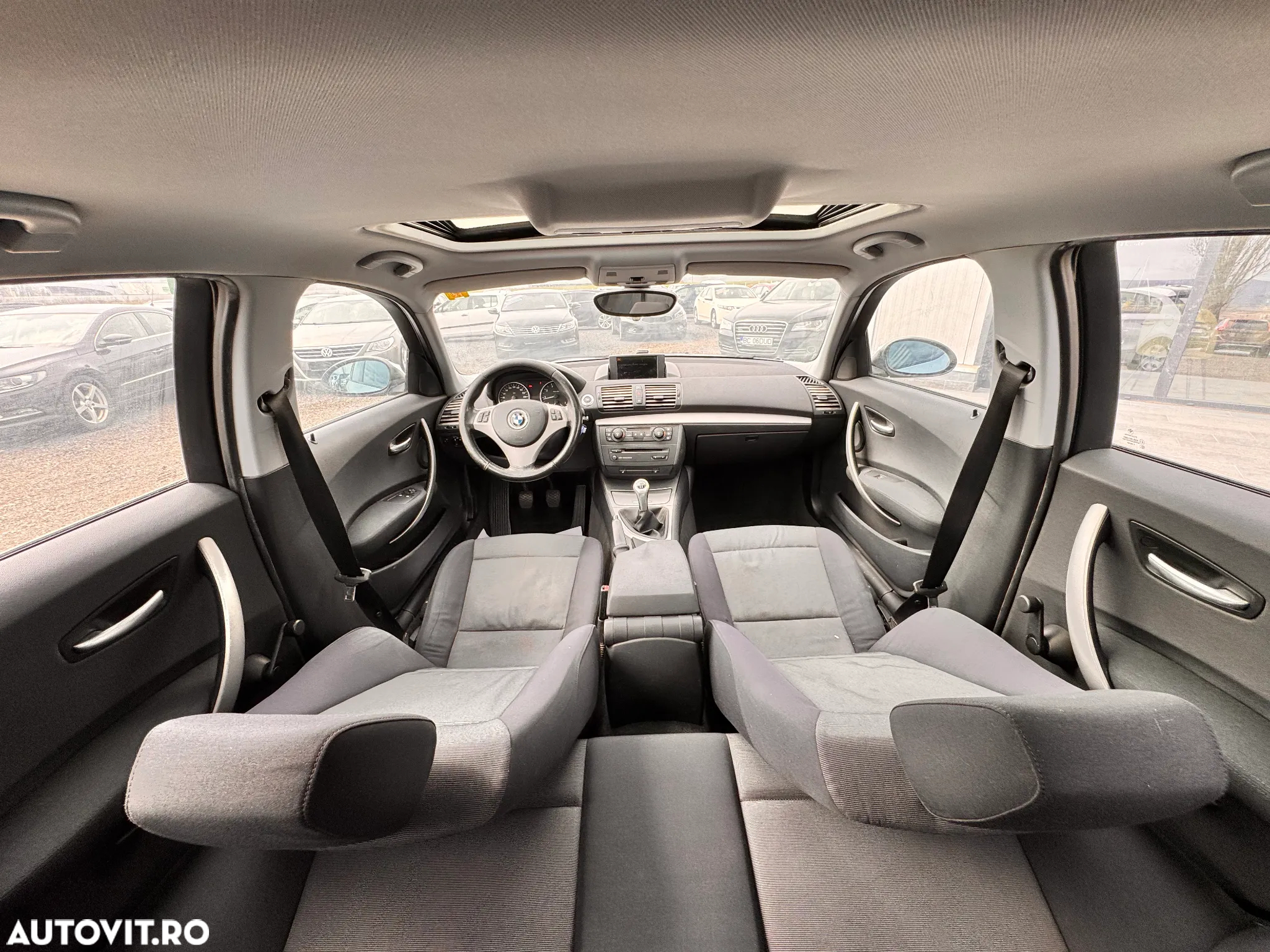 BMW Seria 1 116i - 28