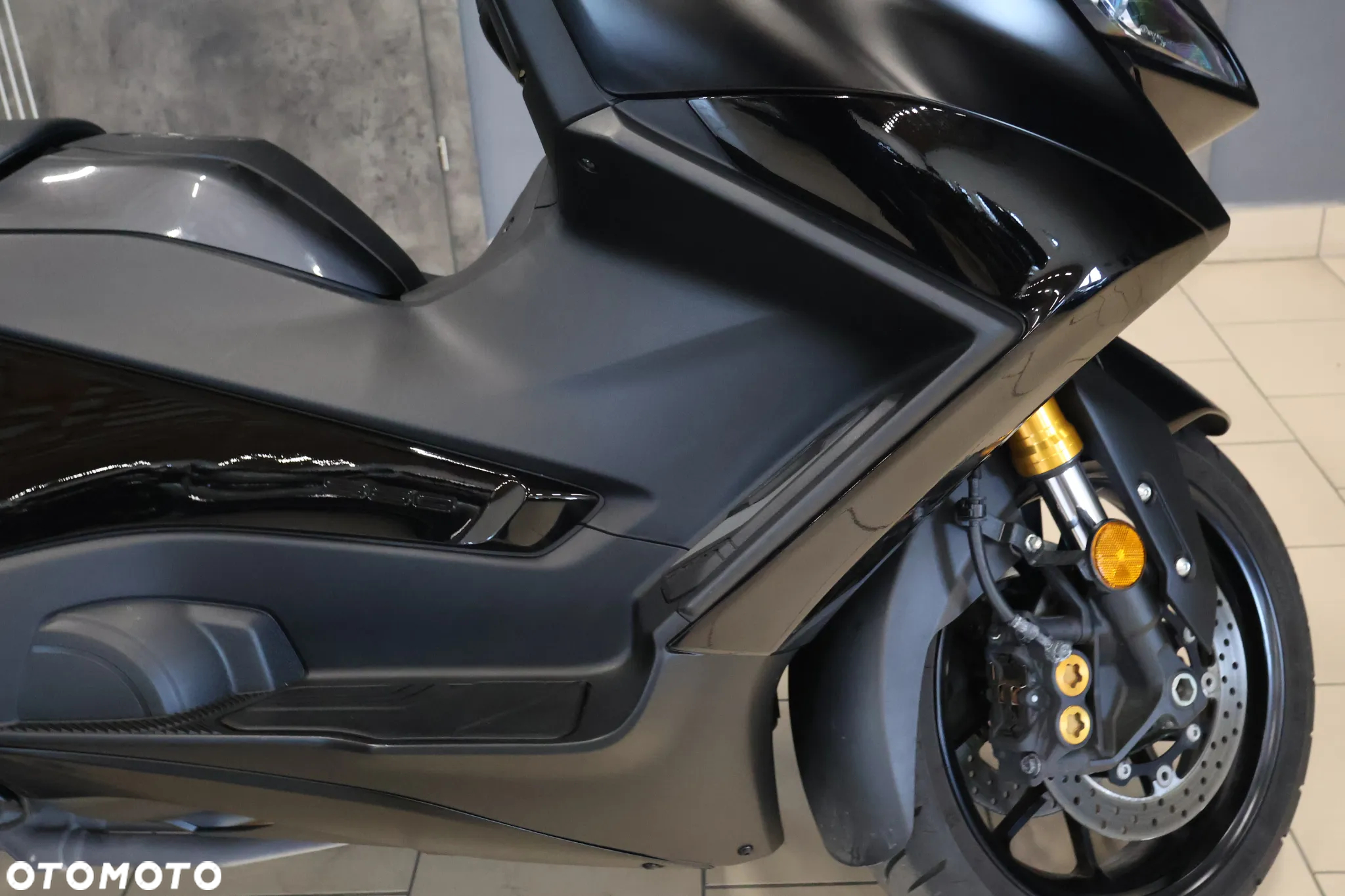 Yamaha Tmax - 20
