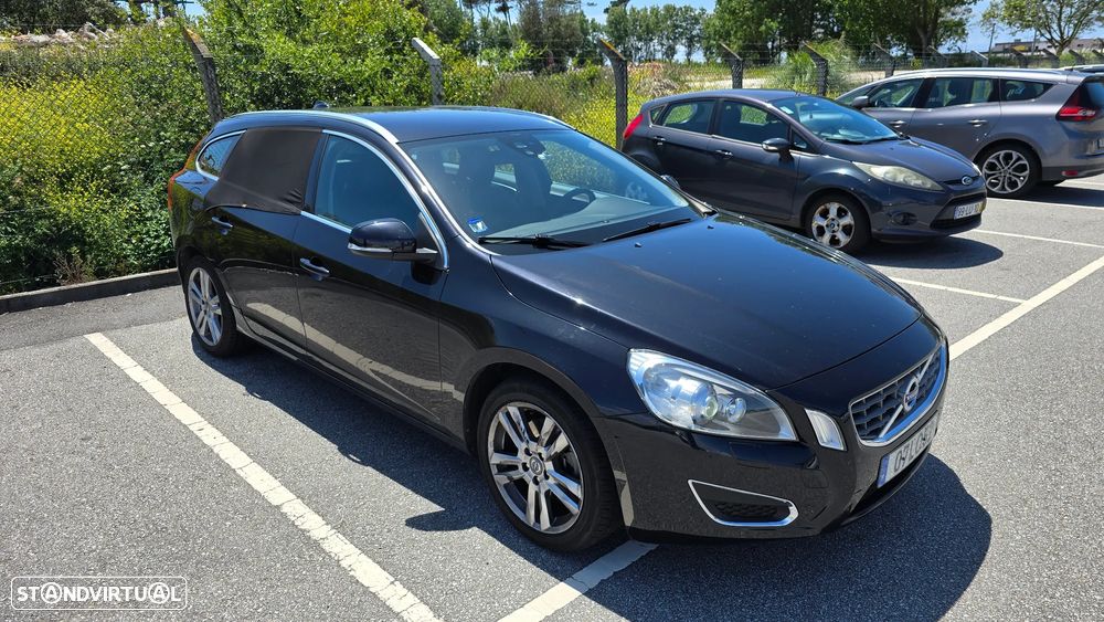 Volvo V60 2.0 D3 Momentum Start/Stop - 5