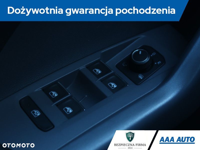 Volkswagen T-Cross - 20