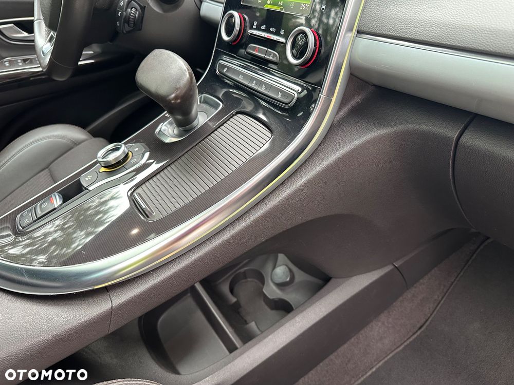 Renault Espace 1.6 dCi Energy Initiale Paris EDC 7os - 29