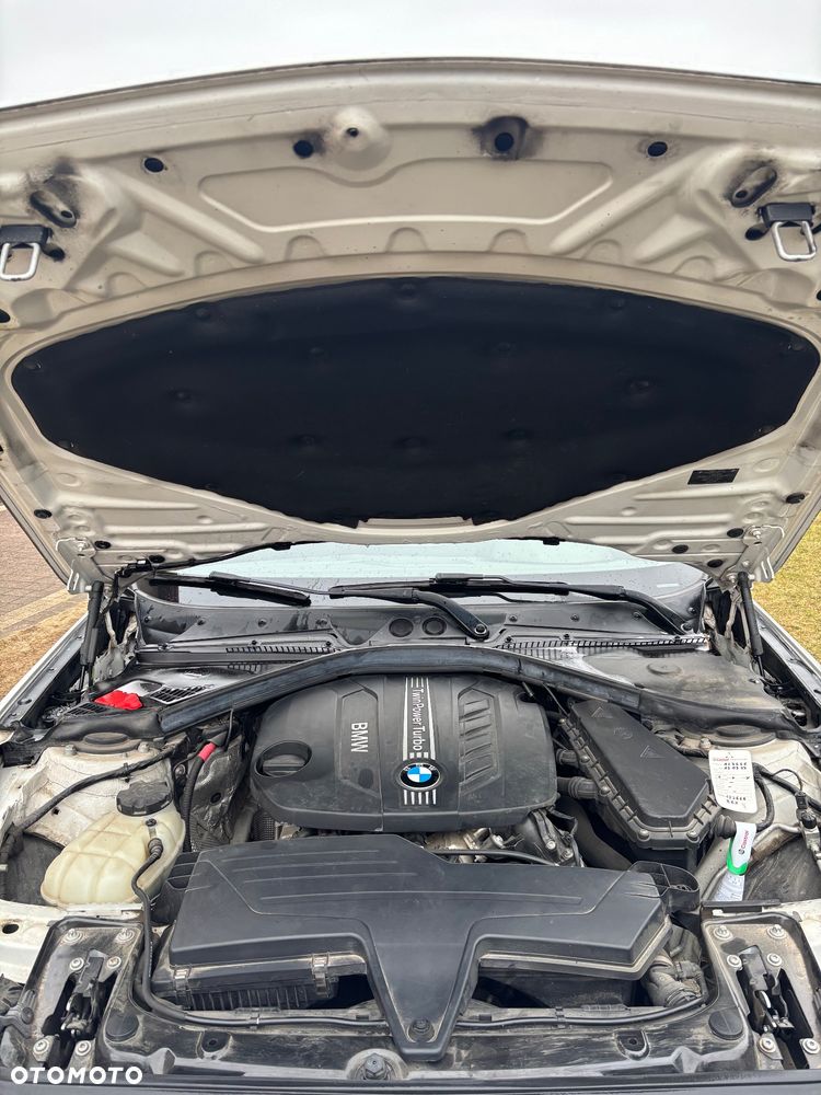 BMW Seria 1 116d - 11