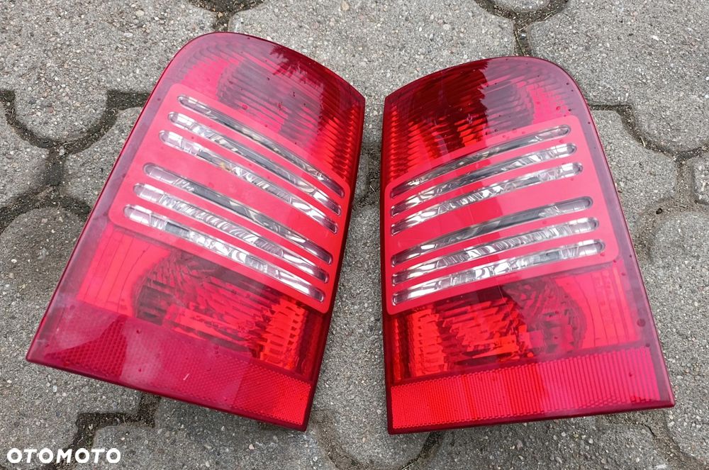 Octavia I lampa tylna tył komplet lift kombi EU Skoda - 1