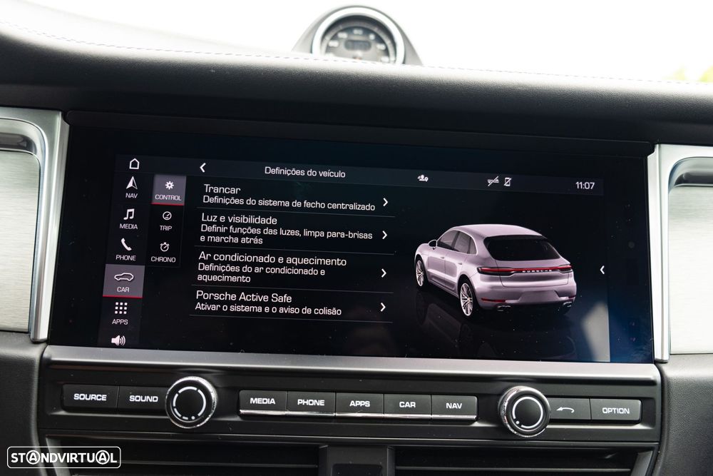 Porsche Macan Turbo - 54