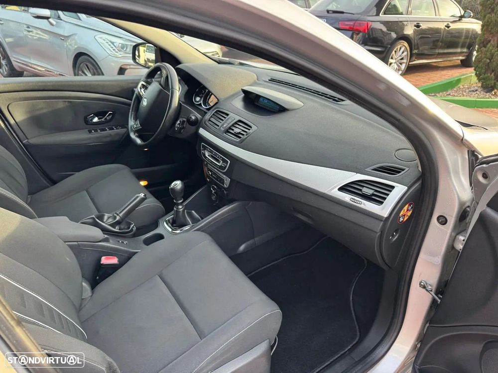 Renault Mégane Sport Tourer 1.5 dCi Limited - 18