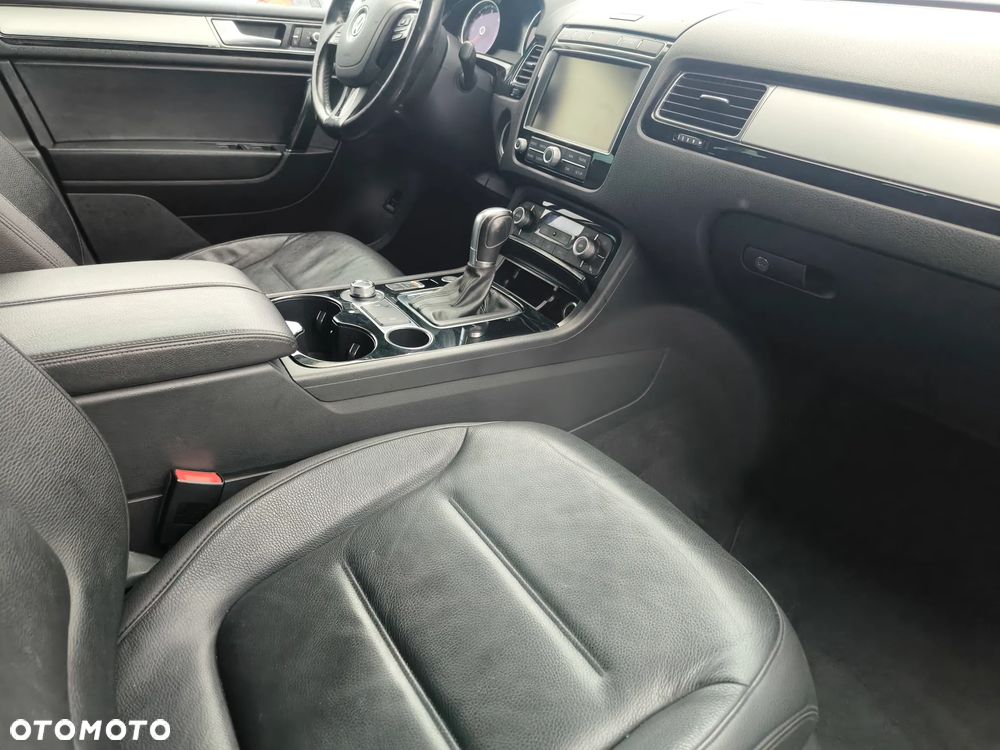 Volkswagen Touareg 3.0 V6 TDI BMT - 15