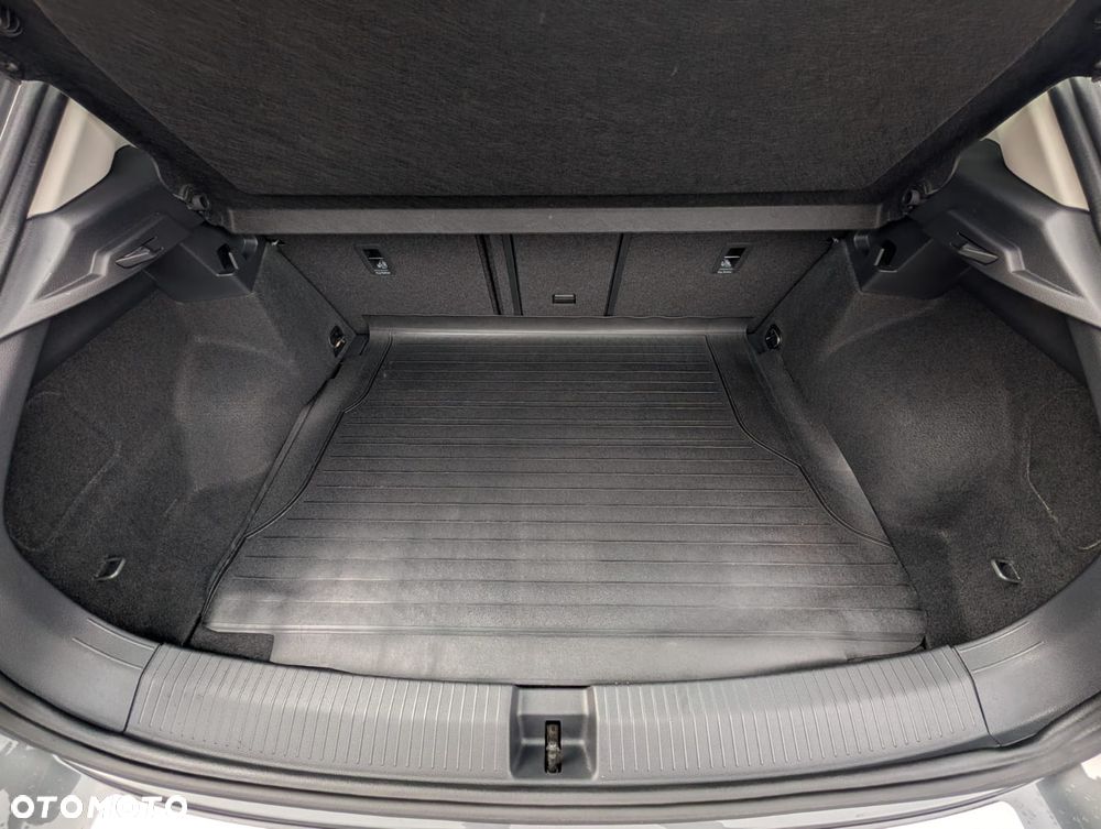 Volkswagen T-Roc 1.5 TSI GPF ACT Premium DSG - 15