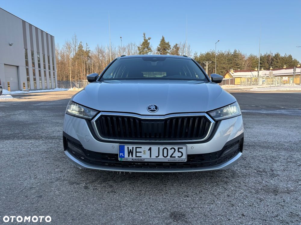 Skoda Octavia 2.0 TDI Ambition DSG - 17