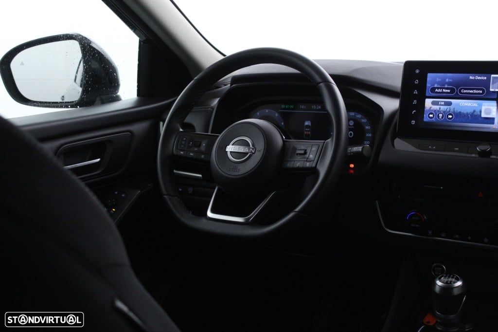 Nissan Qashqai 1.3 DIG-T N-Connecta LED+SKY - 16