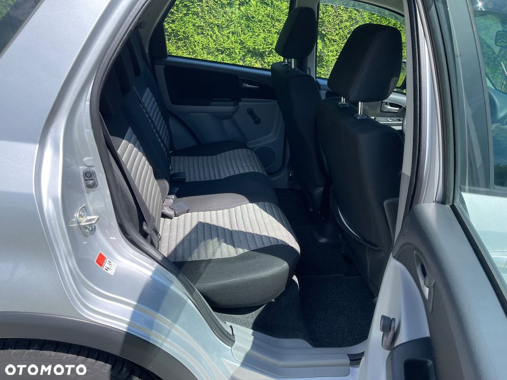 Suzuki SX4 - 8