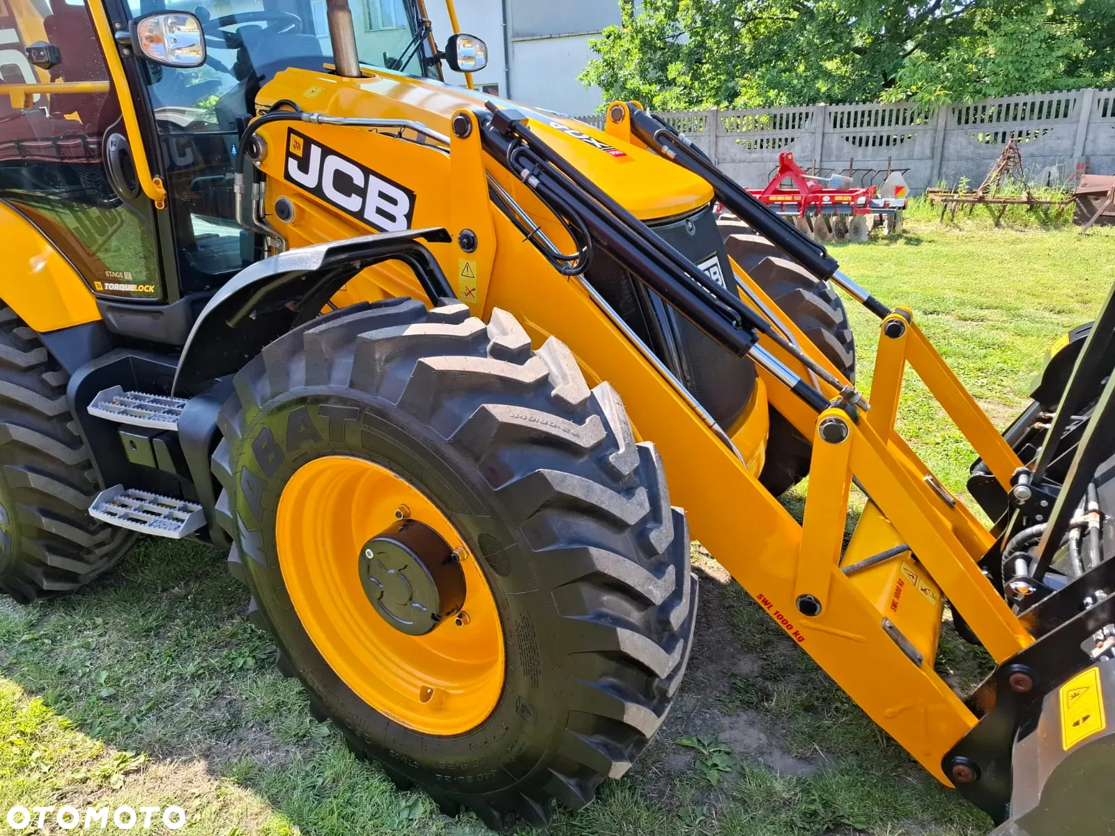 JCB 4CX - 12