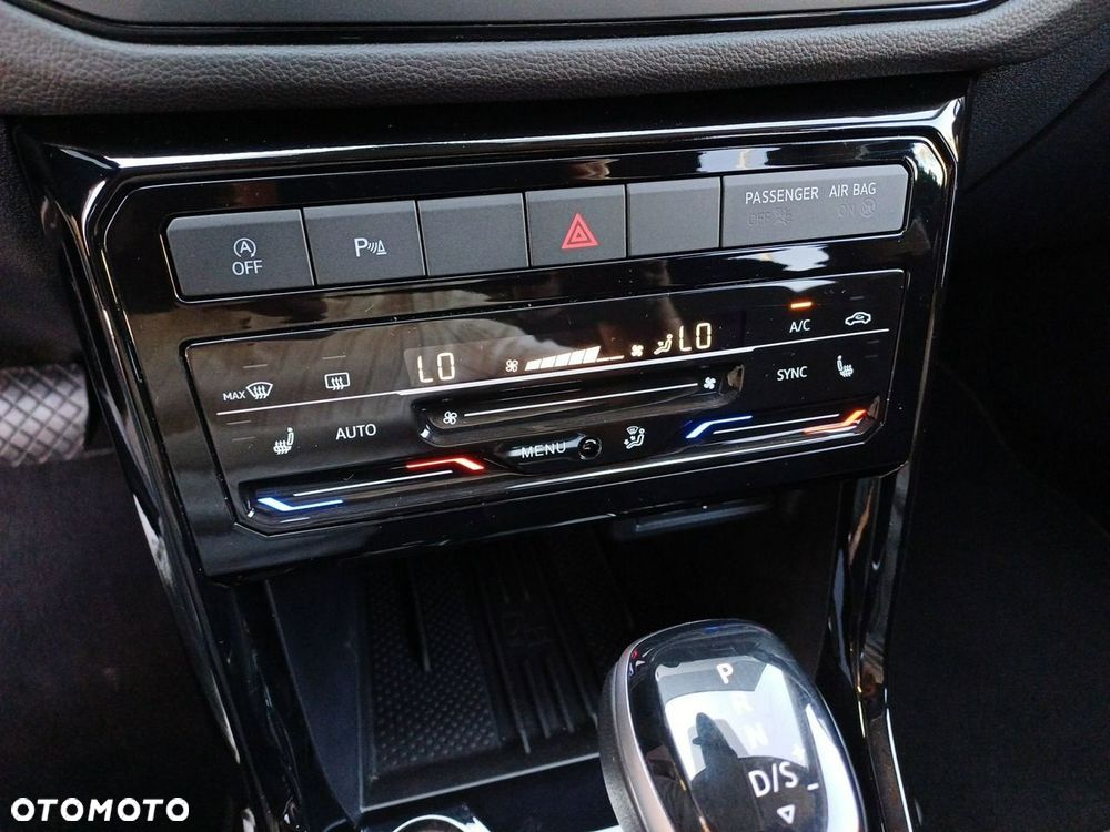 Volkswagen T-Cross - 20