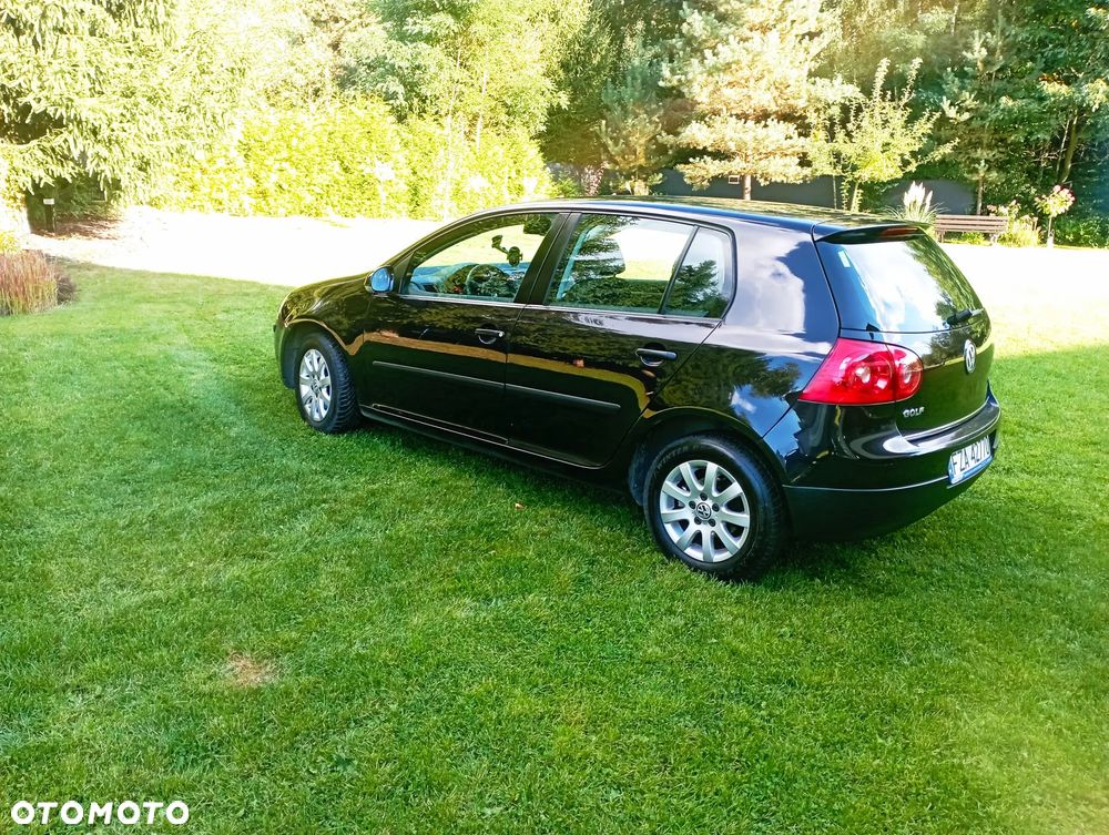 Volkswagen Golf V 1.9 TDI Comfortline - 5