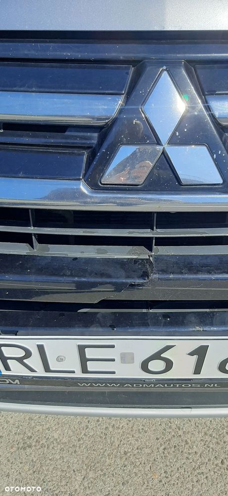 Mitsubishi Outlander 2.0 4WD Plus - 12