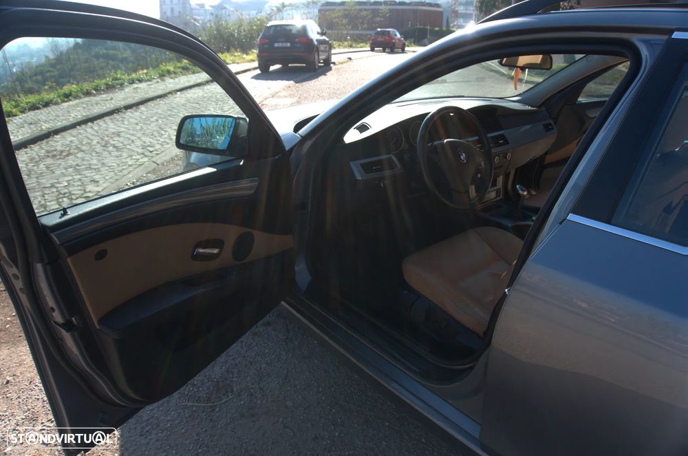 BMW 520 d Touring - 28