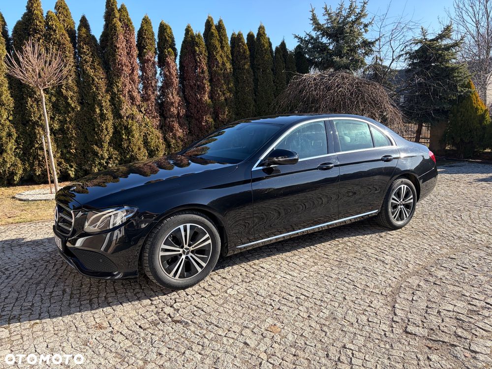 Mercedes-Benz Klasa E 220 d 9G-TRONIC Exclusive - 6